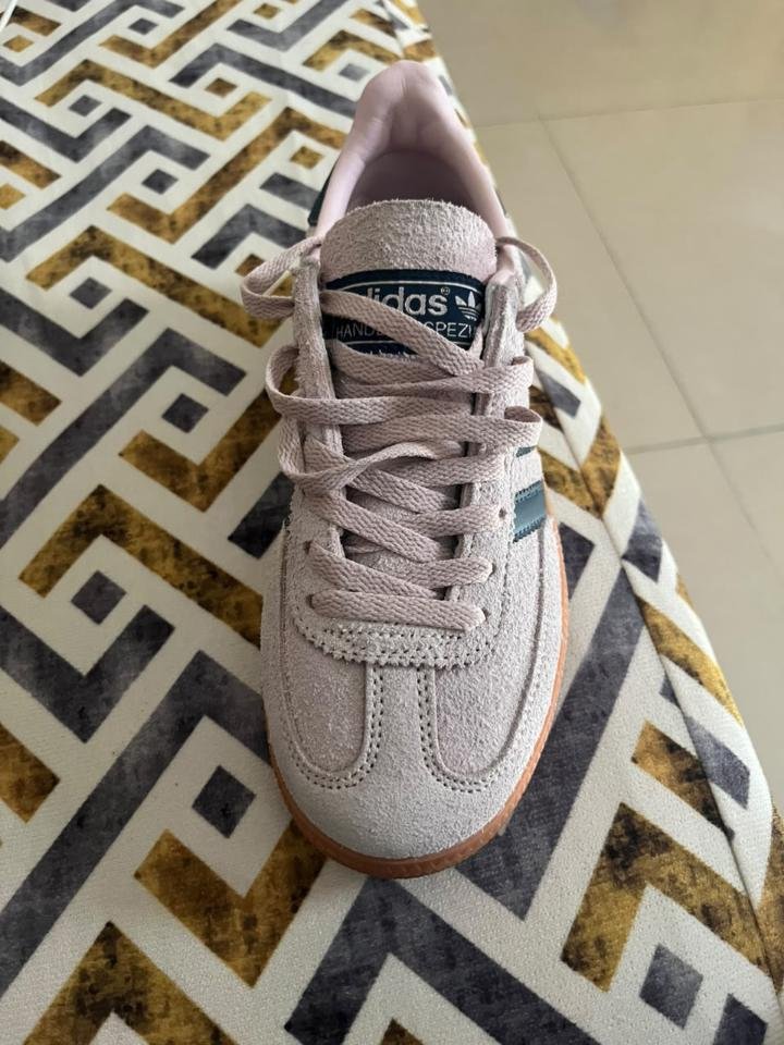 Adidas Spezial à vendre