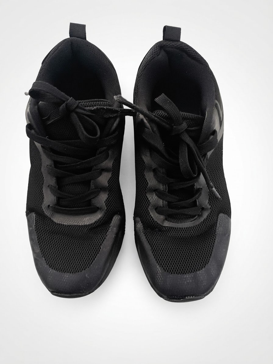 Baskets noir 40 