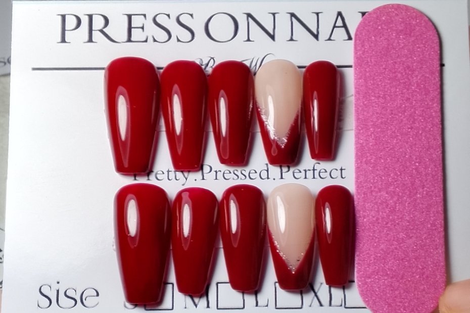 Press on nails