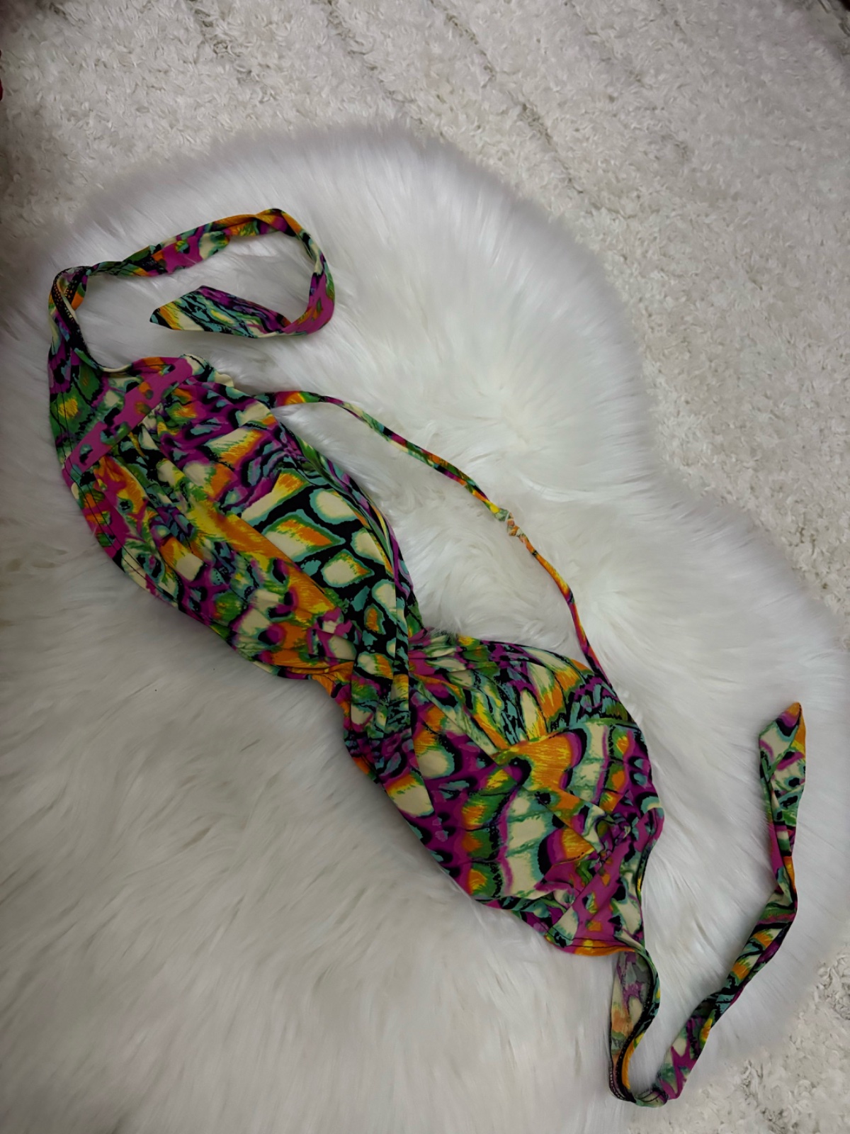Haut de maillot multicolore tendance été 🌈