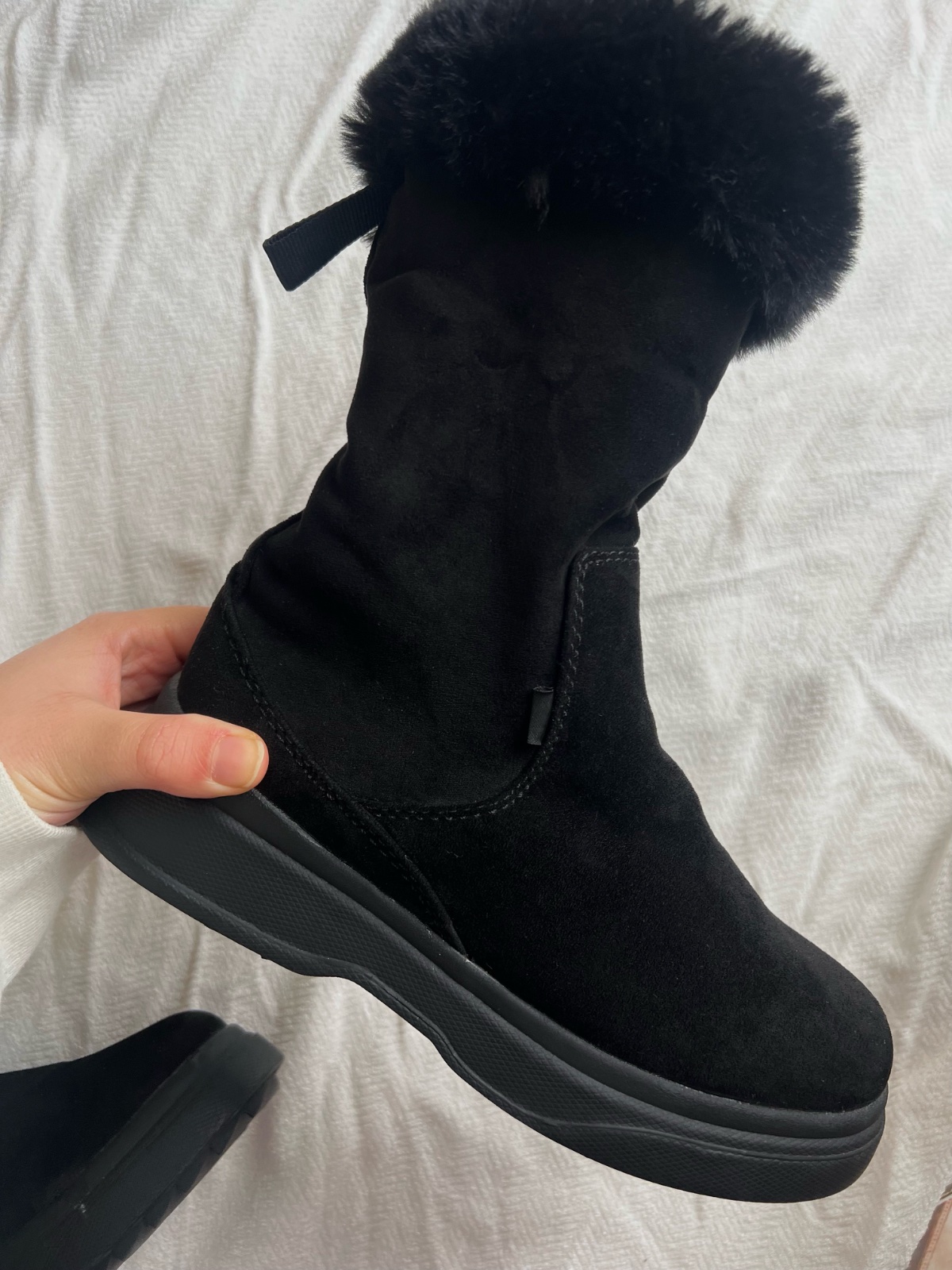 Bottines Zara noires – Pointure 34 – Très bon état- Parfaites pour l’Aïd