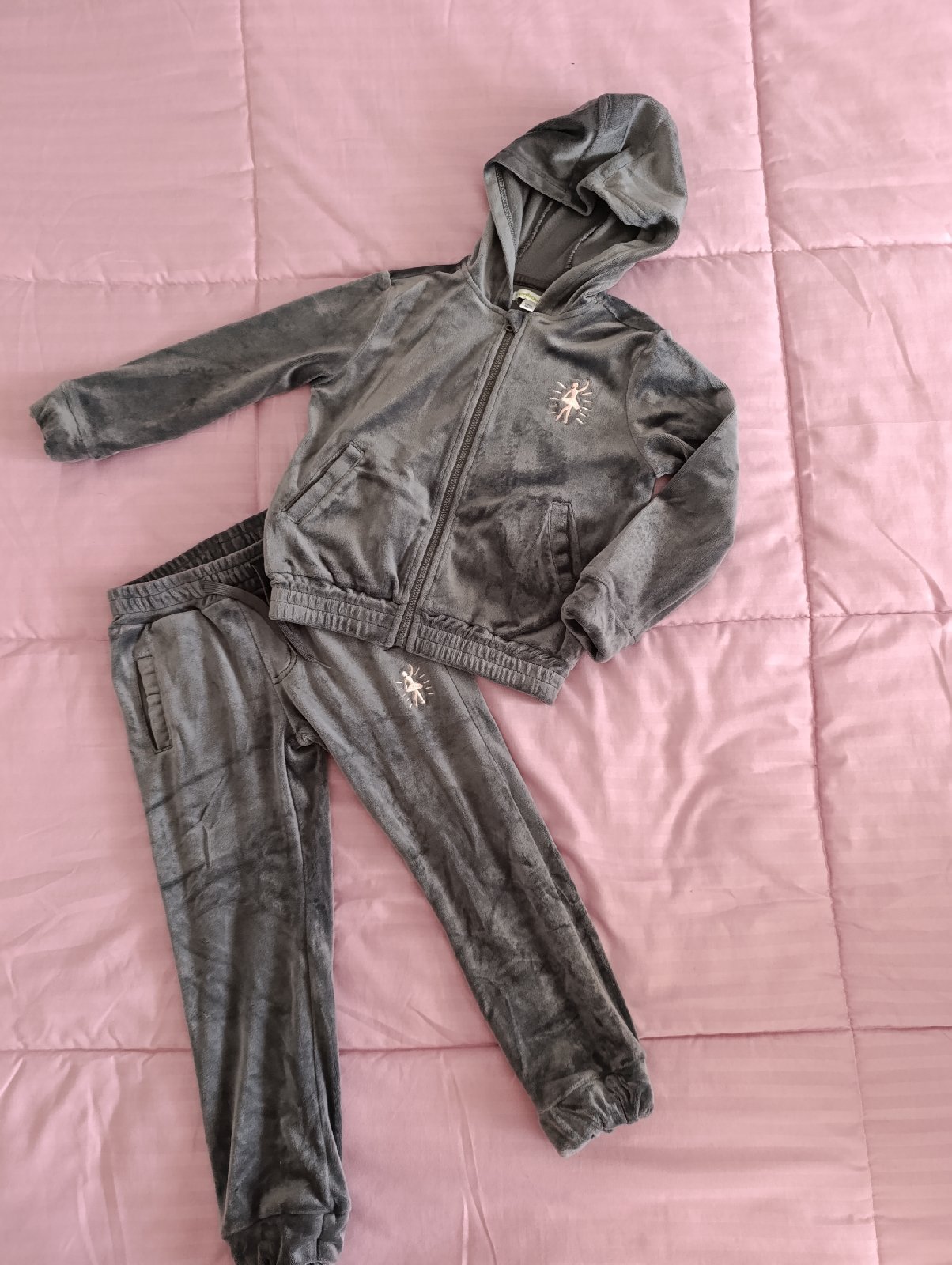 Jogging fille Vertbaudet 4 ans