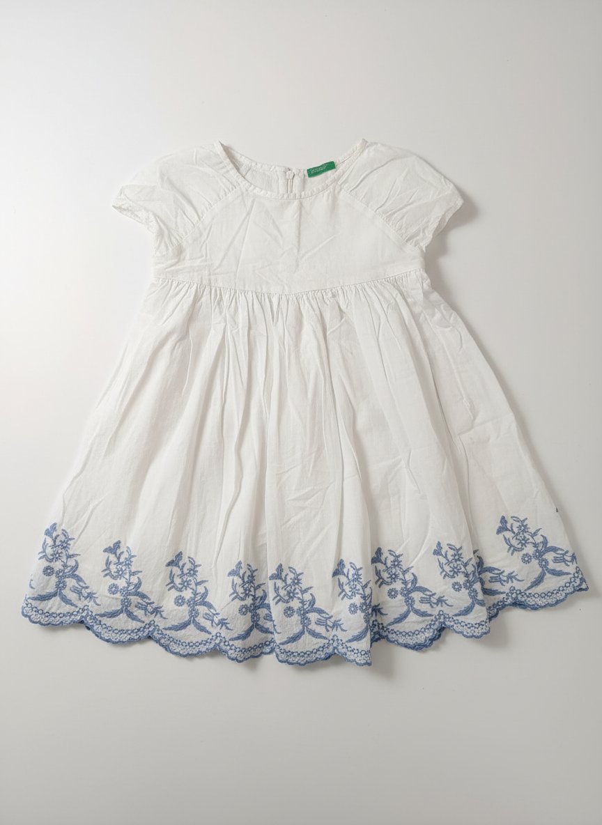 Robe Benetton 6/7 ans