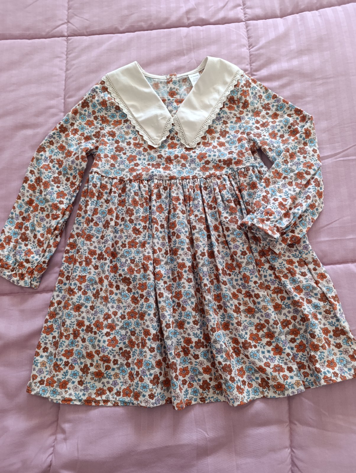 Robe lc waikiki 5-6 ans