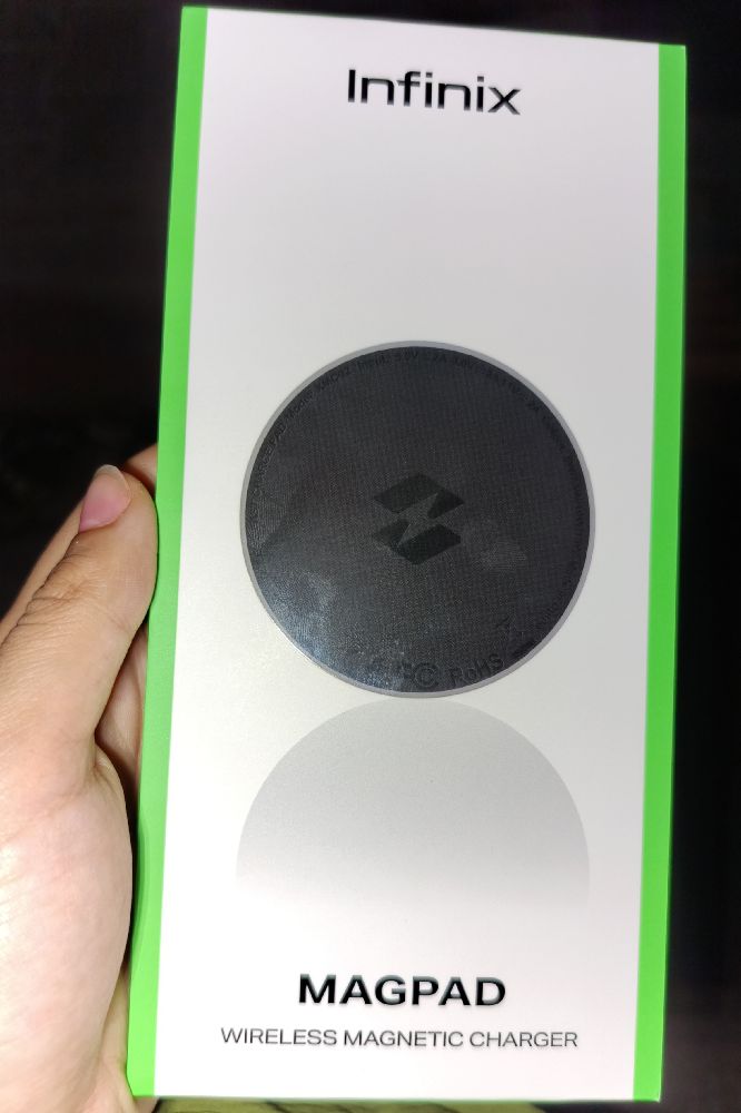 Infinix MagPad / XMC02 — Chargeur magnétique sans fil 15 W