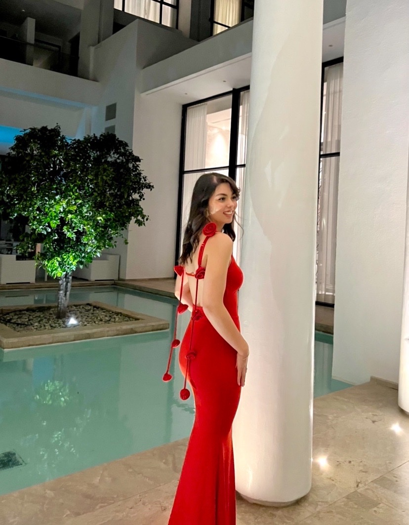 Robe rouge taille S/M 
