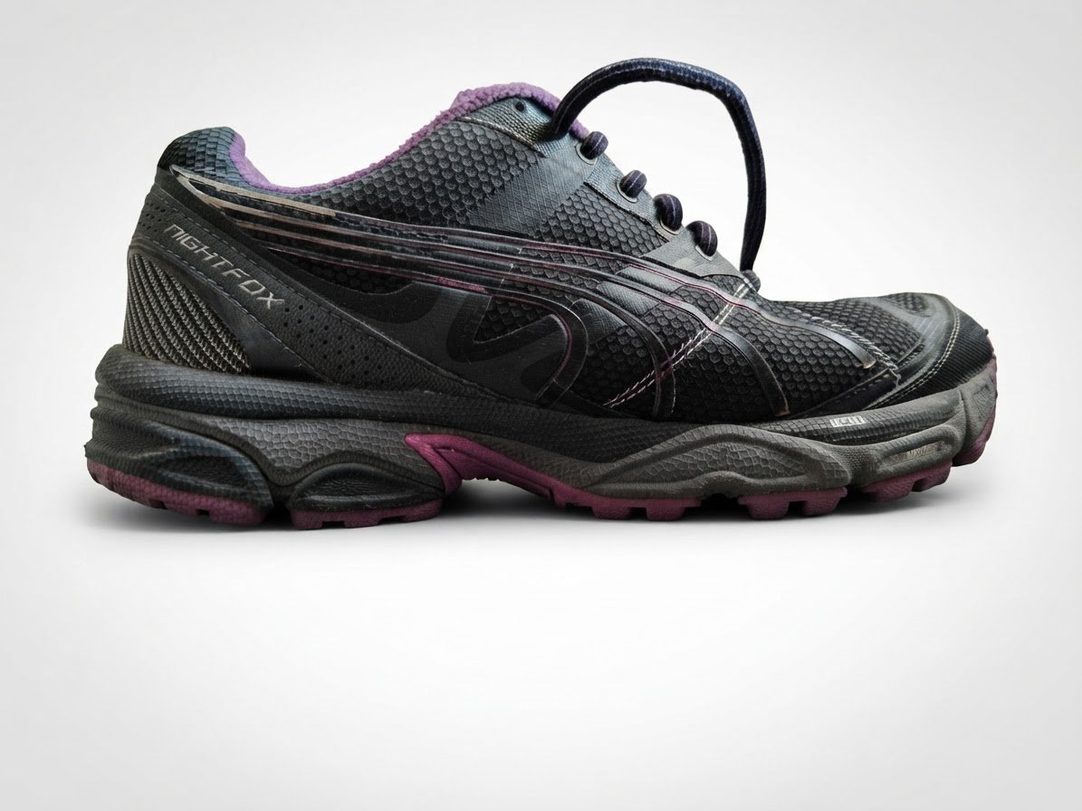 Trails shoes 