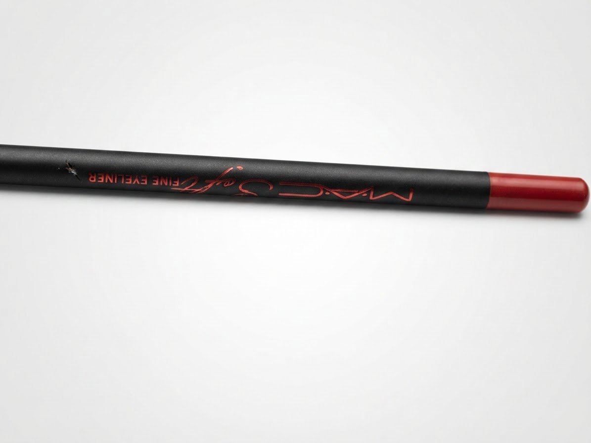 Mac eyeliner 