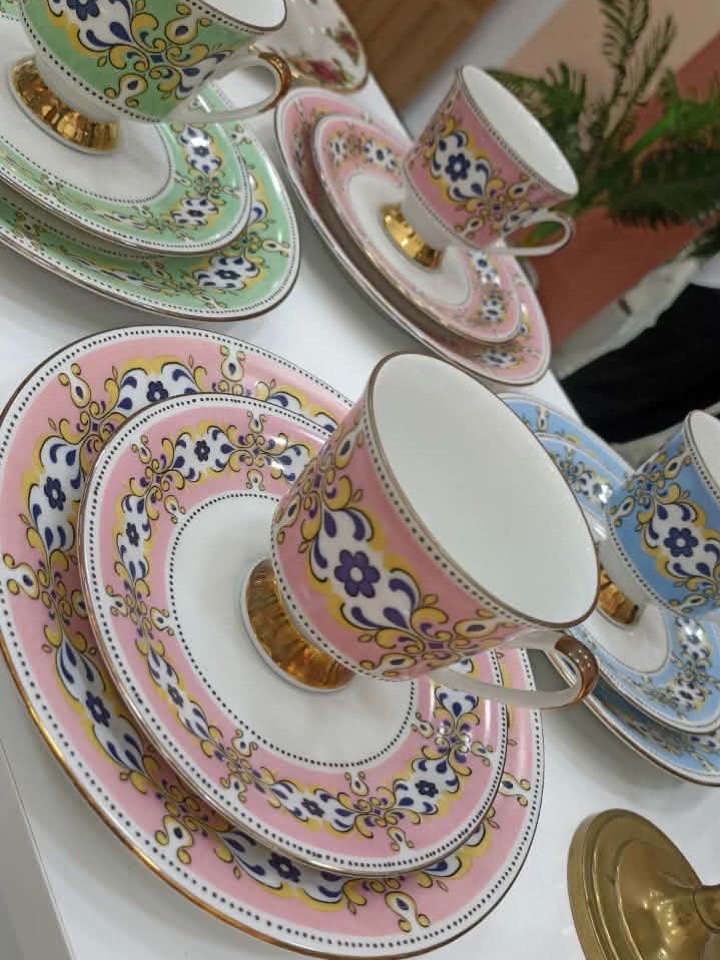 Mugs