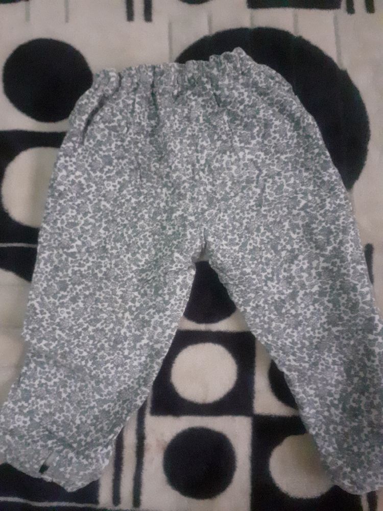 Pantalon FLEURI BENETTON