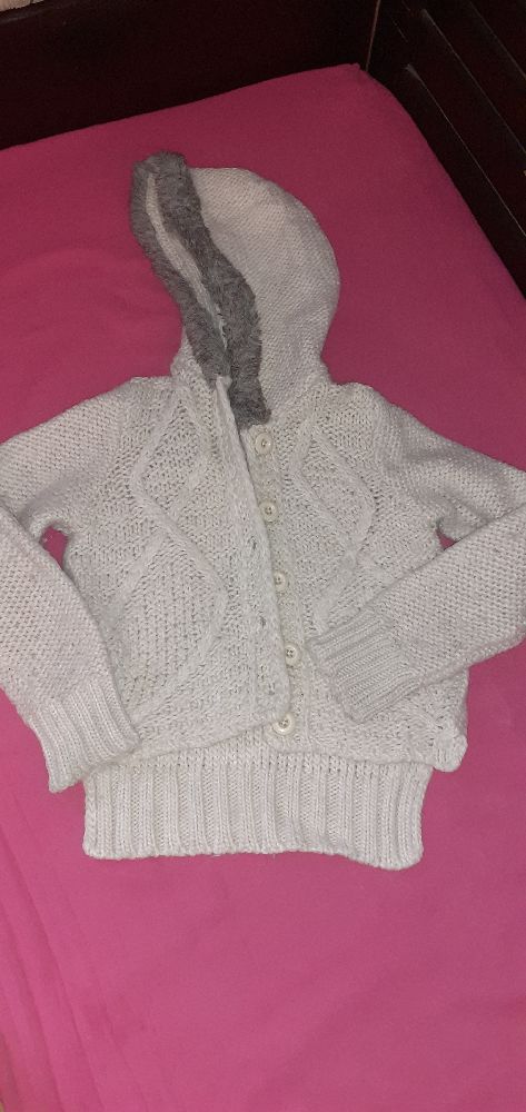 GILET AVEC CAPUCHE BENETTON 