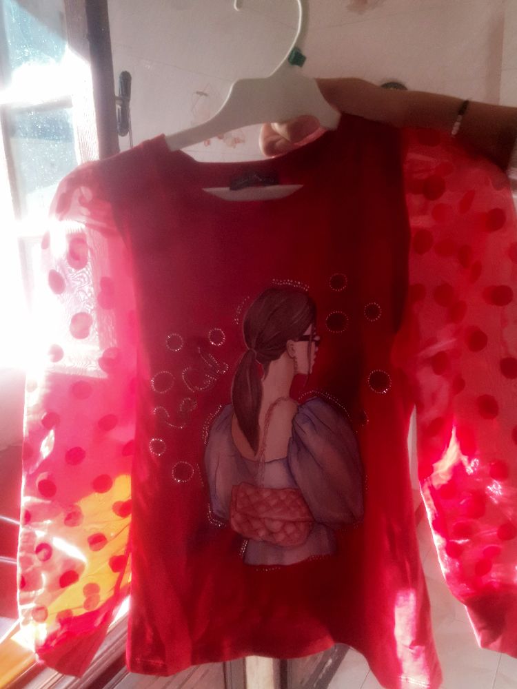 PULL ROUGE 