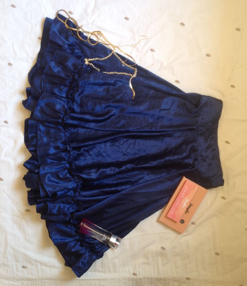 Jupe satin de couleur bleu taille S
