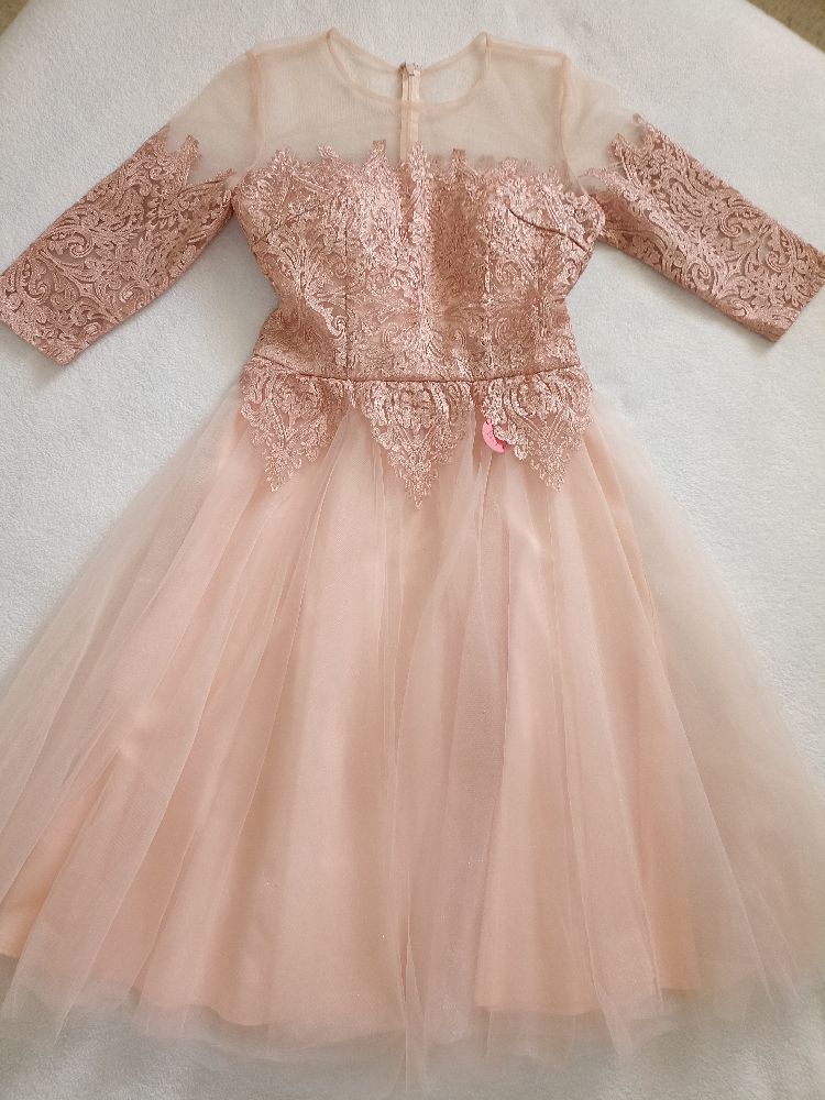 Très belle robe de fiançailles princesse made in london