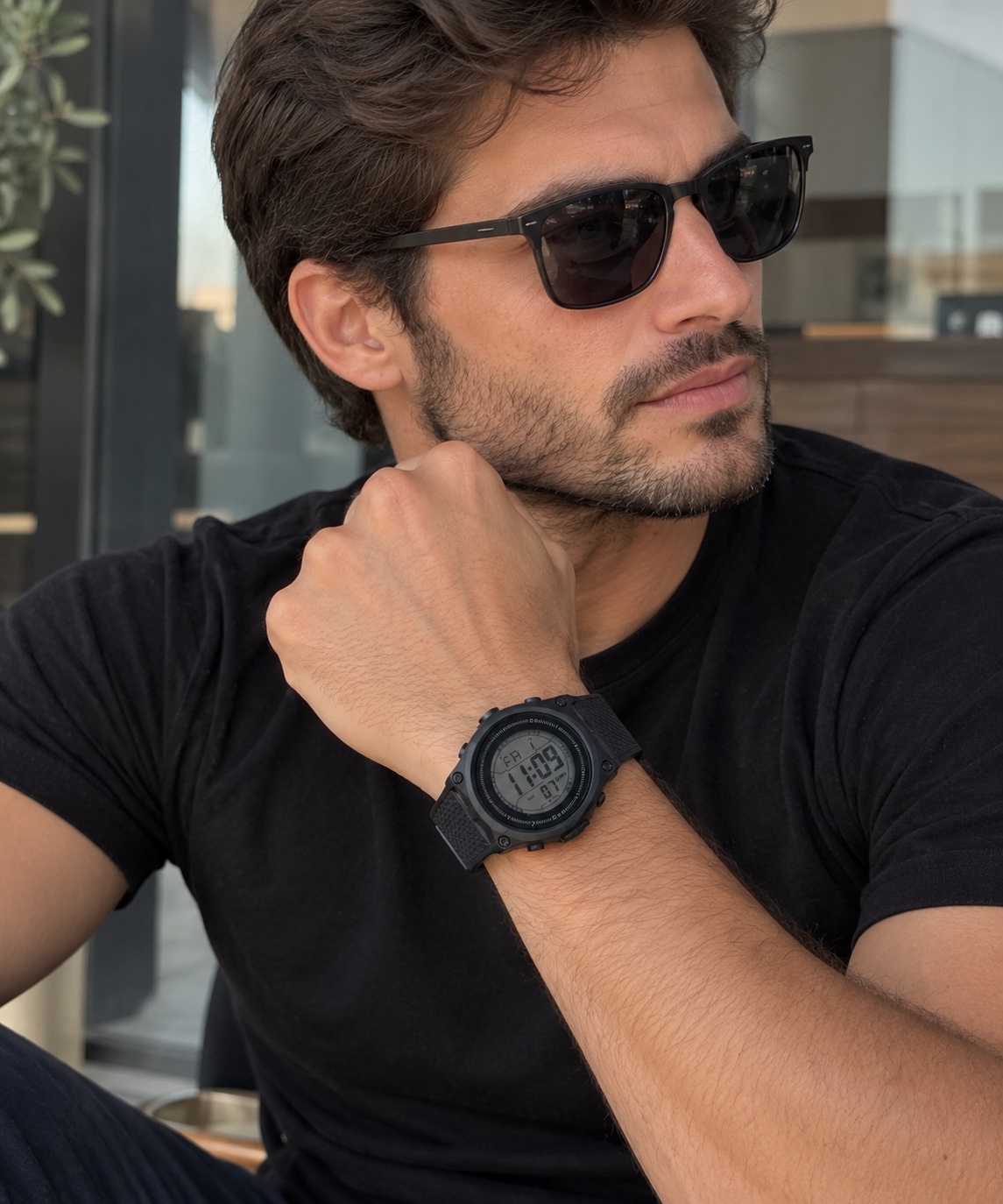 Montre noir sport chic homme 