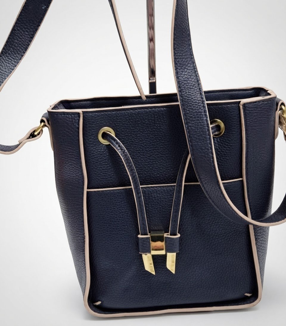 🫆🫆 Vends sac de marque : Steve McQueen en excellent  état 