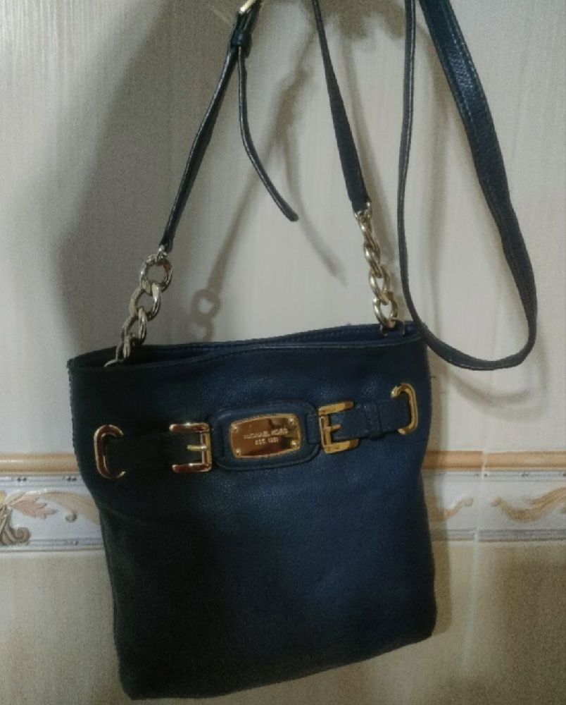 🌀🌀 Sac a Bandouliere MK en tres bon état 