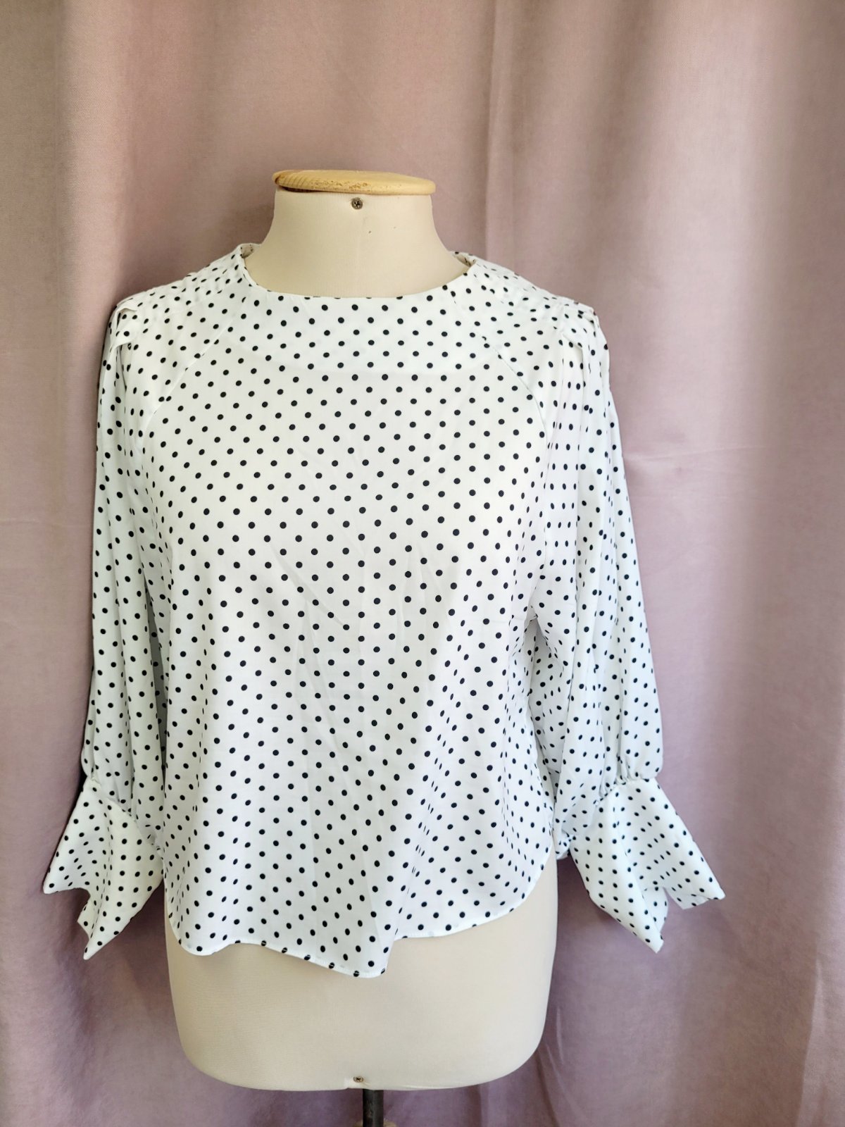 Top blanc pointillé taille S