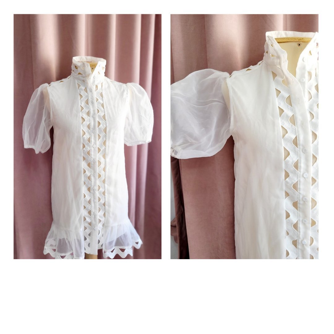 Robe mini blanche a broderie geometrique Moshy