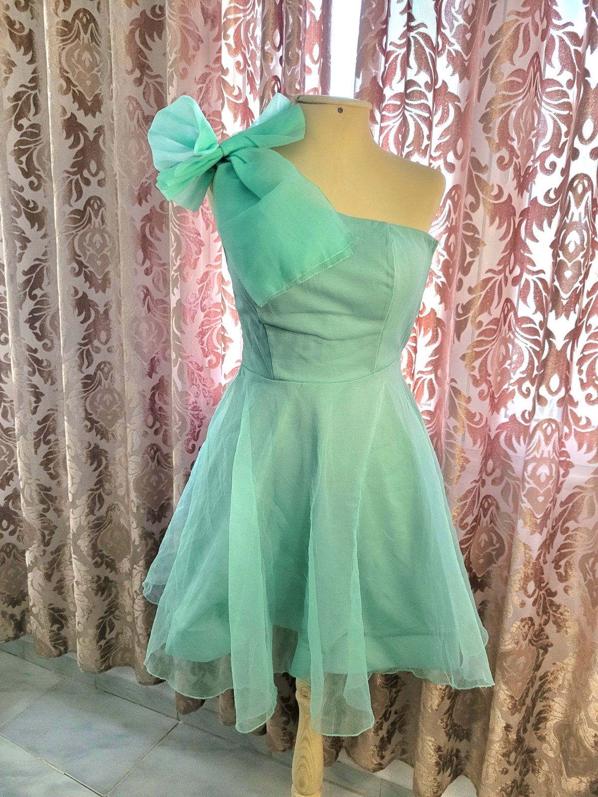 Robe soirée asymétrique turquoise Fervente neuve