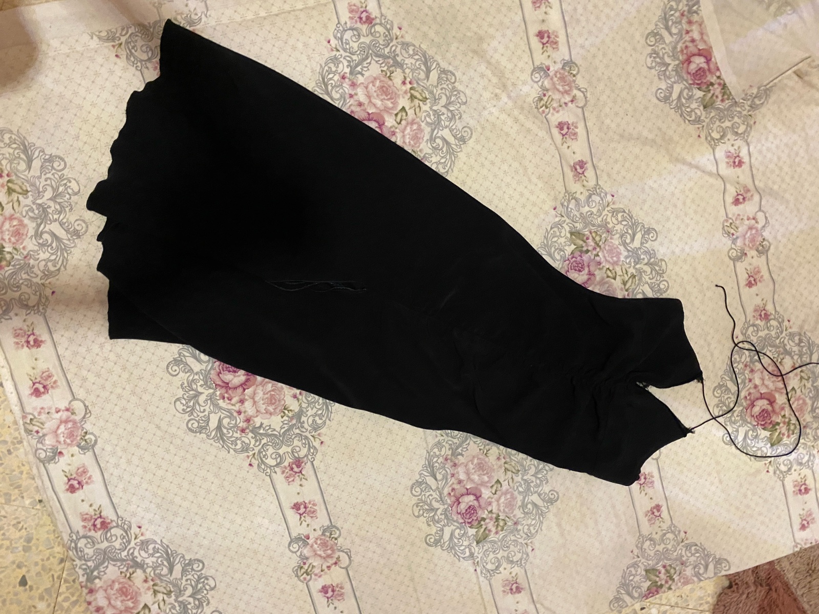 Robe longue noire chic avec dentelle Sinéquanone
