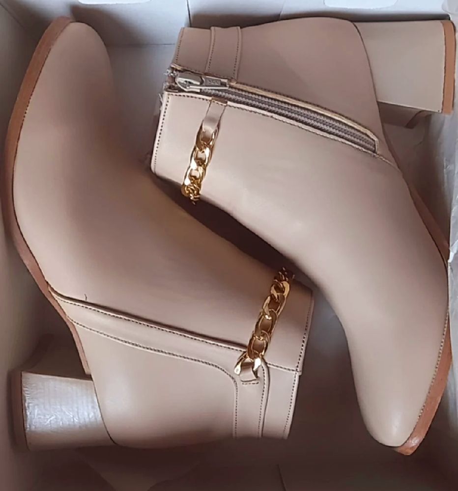 Marque Vert Bleu-bottines beiges à talons