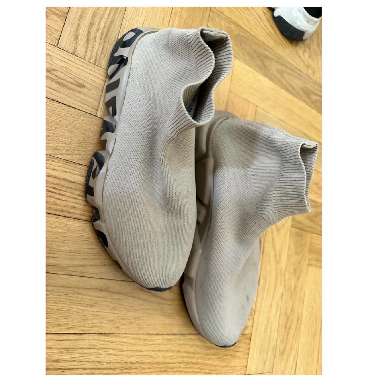 Balenciaga en toile speed beige