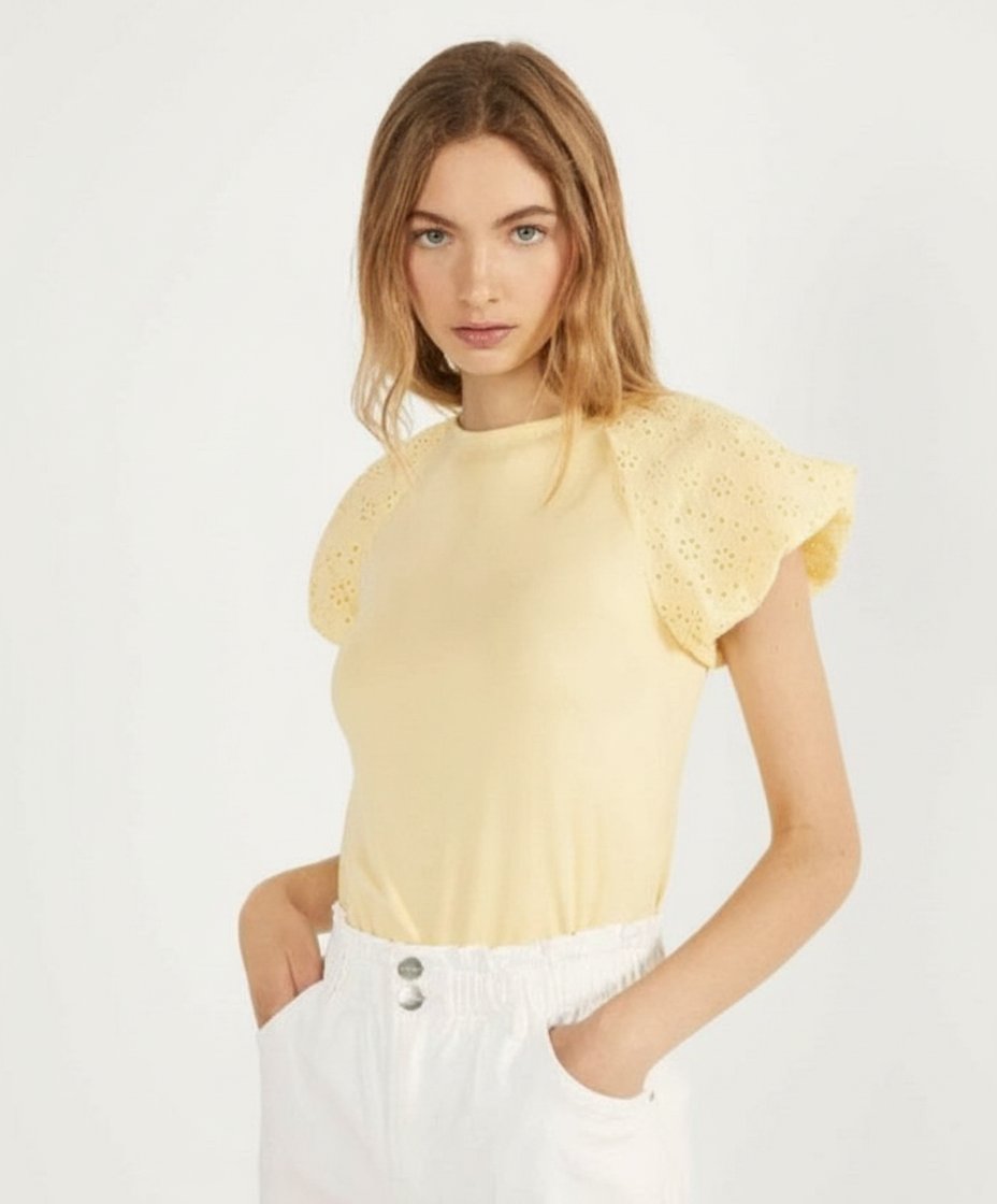 T-shirt jaune