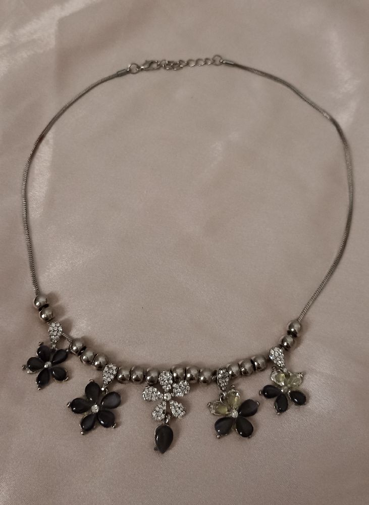 Collier chic et Brillant 😍✨