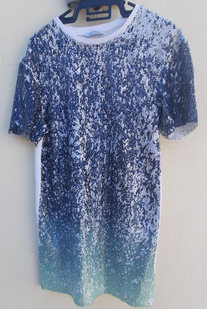 robe mi-courte