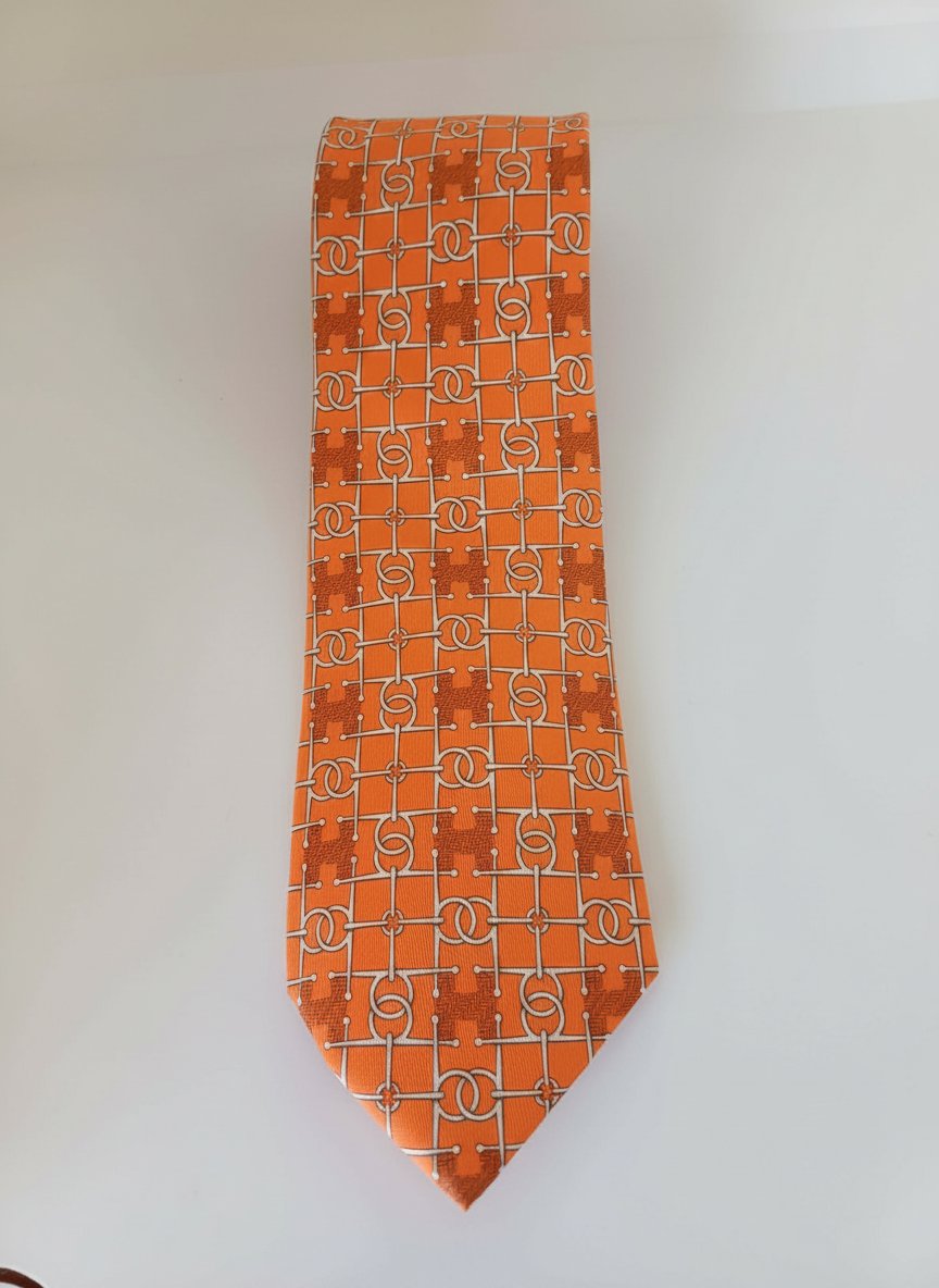 Cravate hermes orange