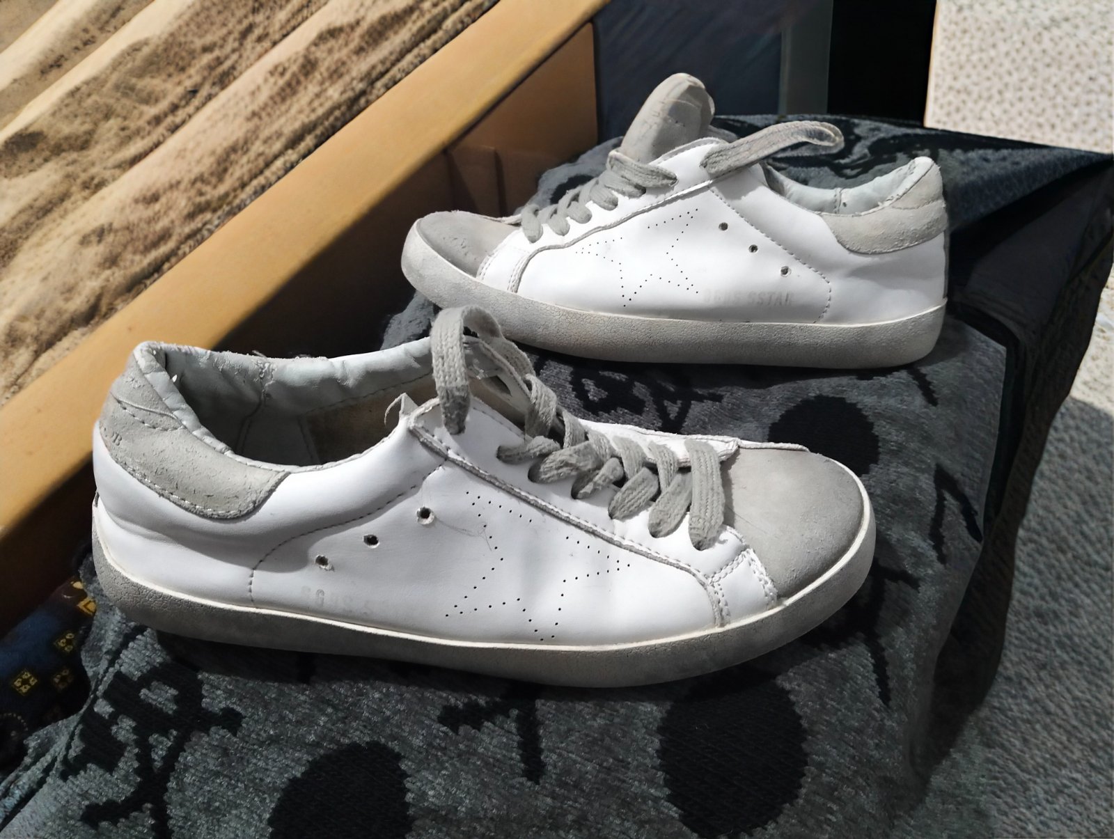 Golden Goose 37-38