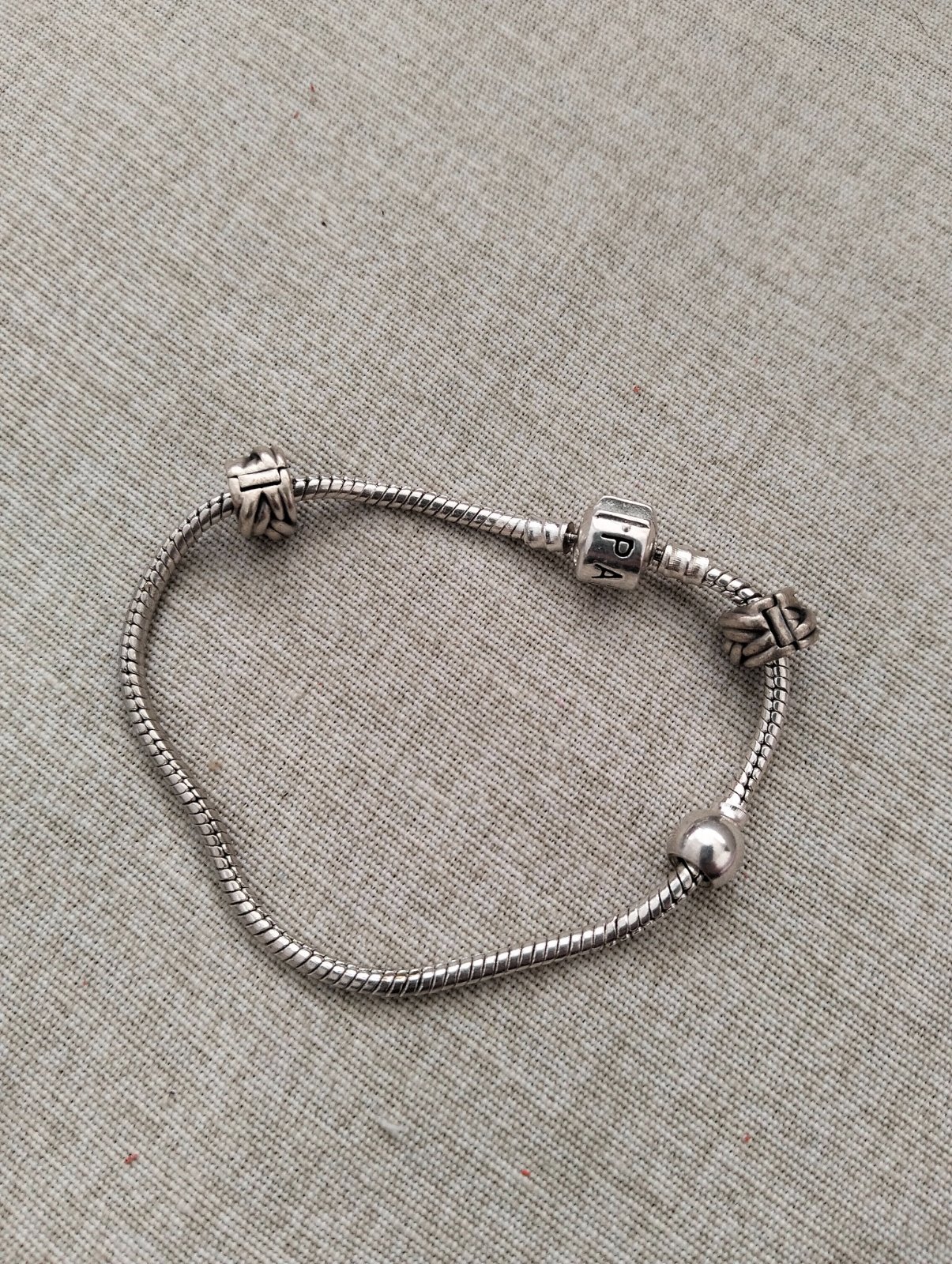 Pandora 