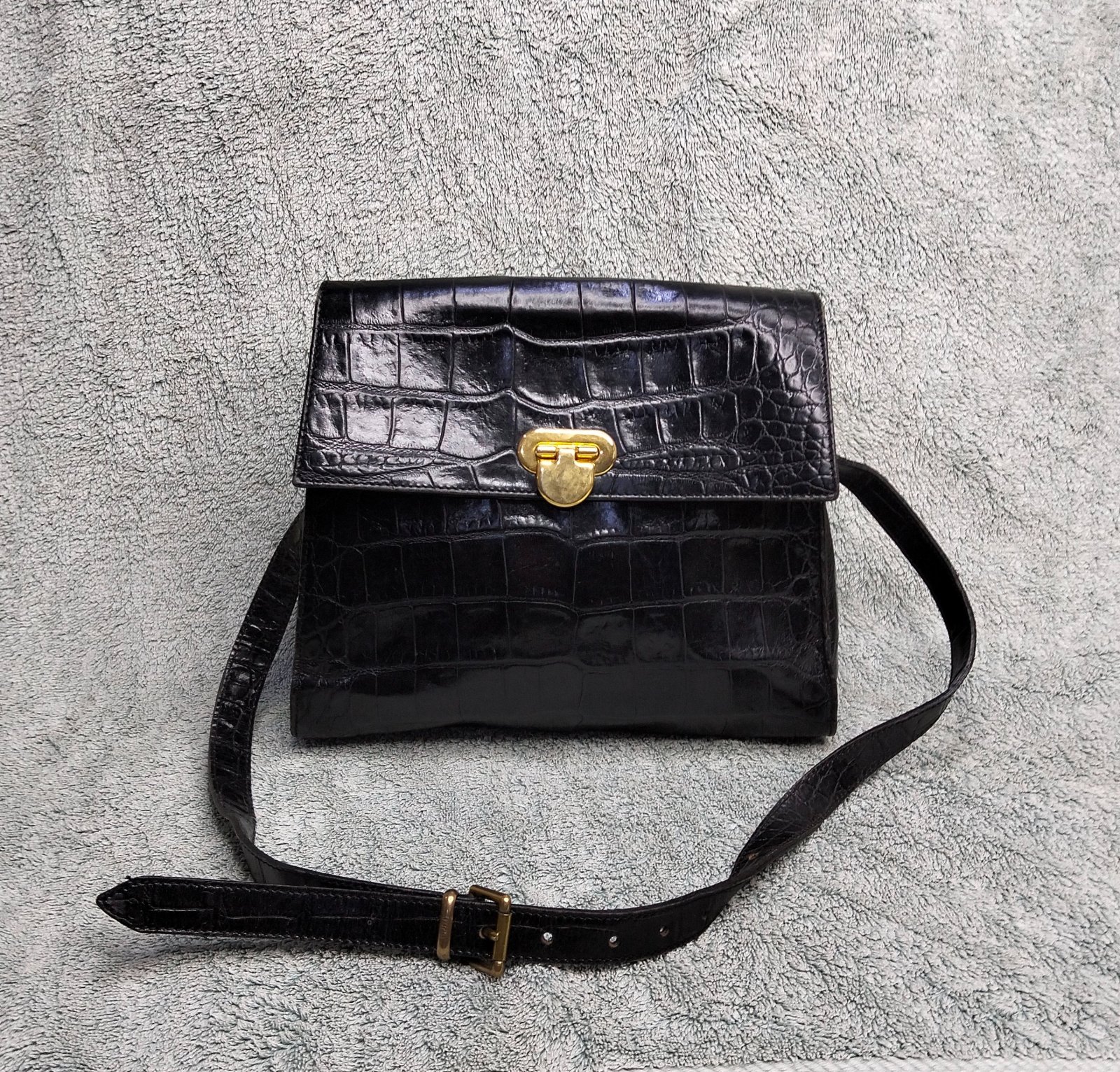 Furla crocodile 