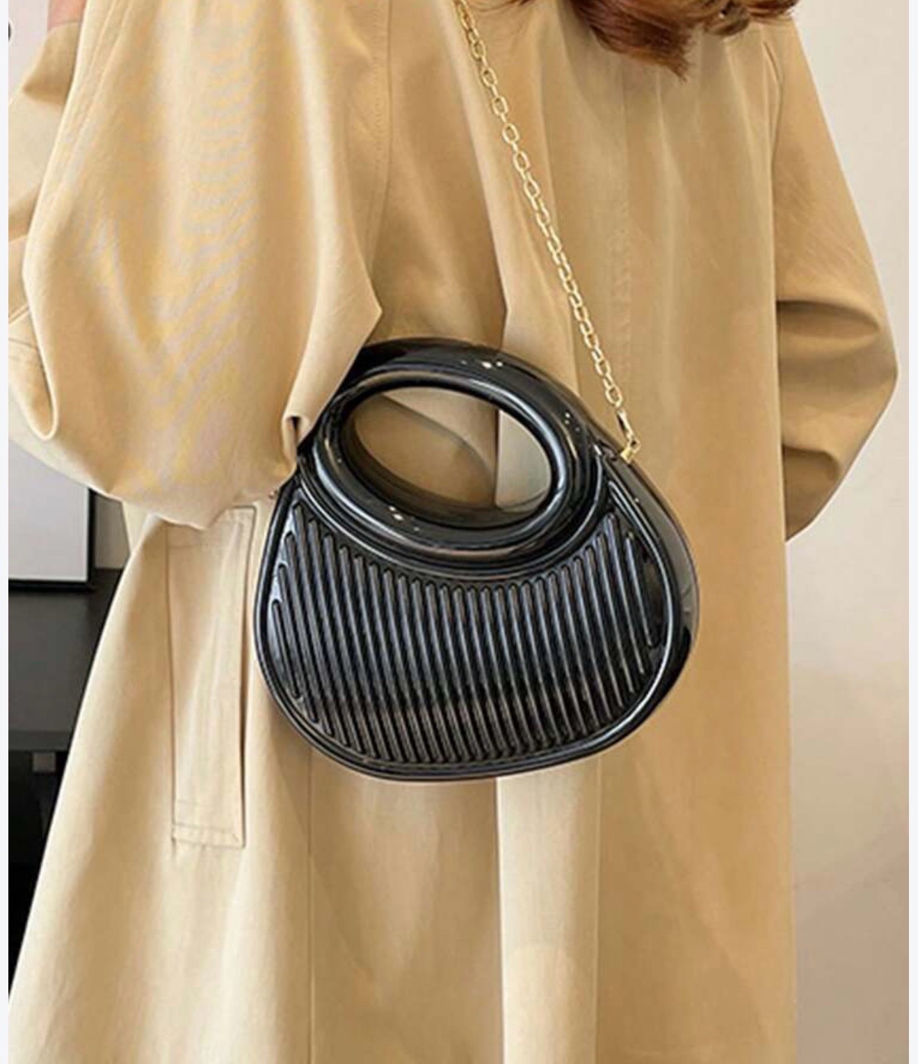 Petit sac à main noir avec chaîne argentée 🖤