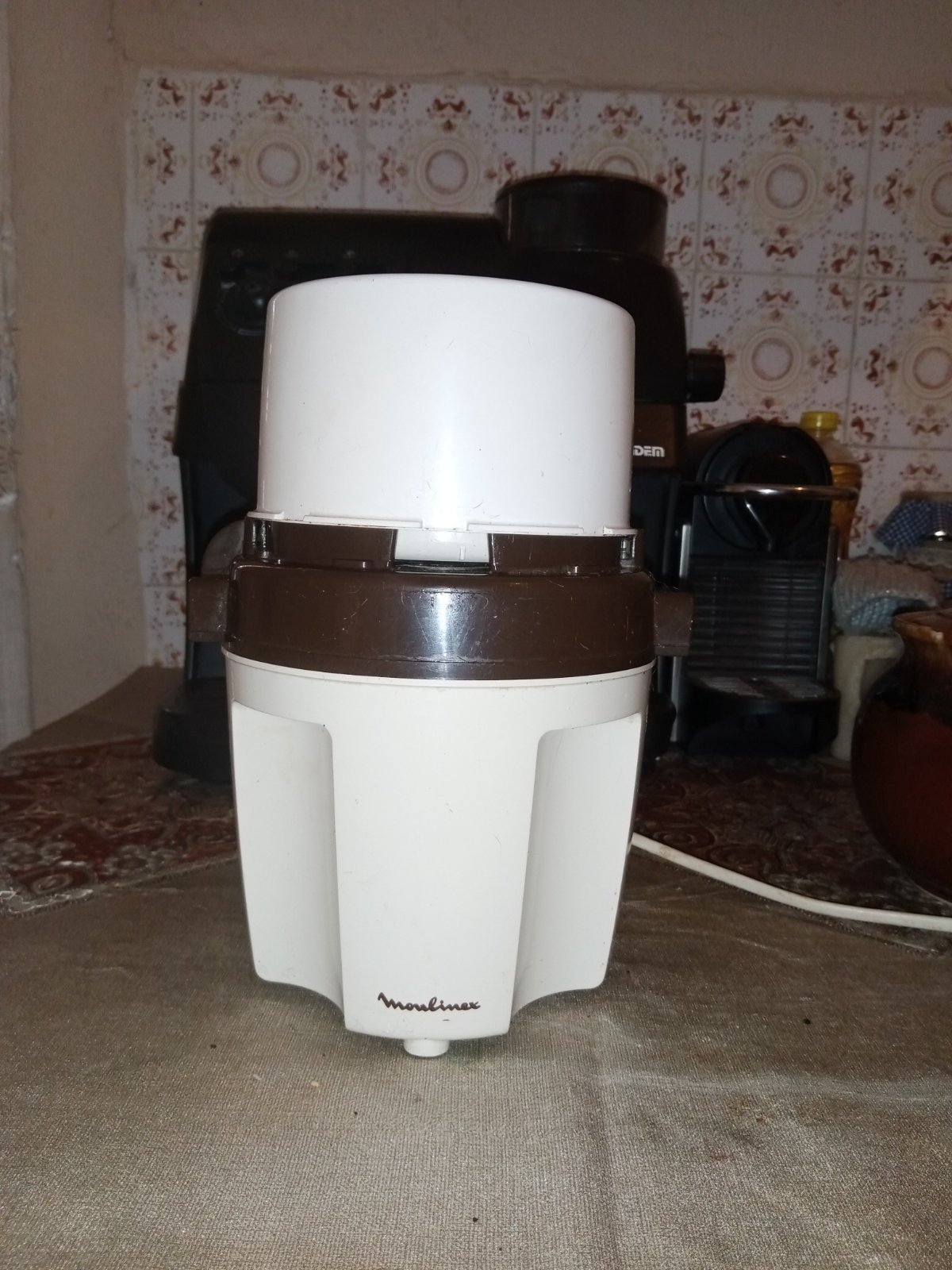Hachoir Moulinex 700w