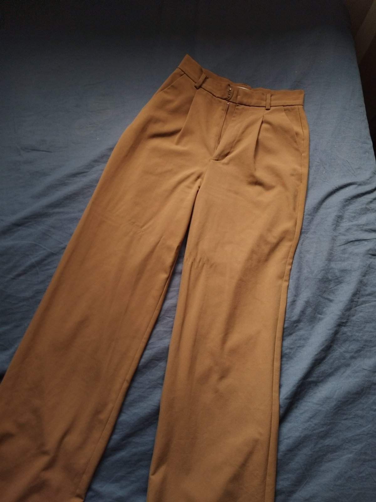 Pantalon pull and bear 
