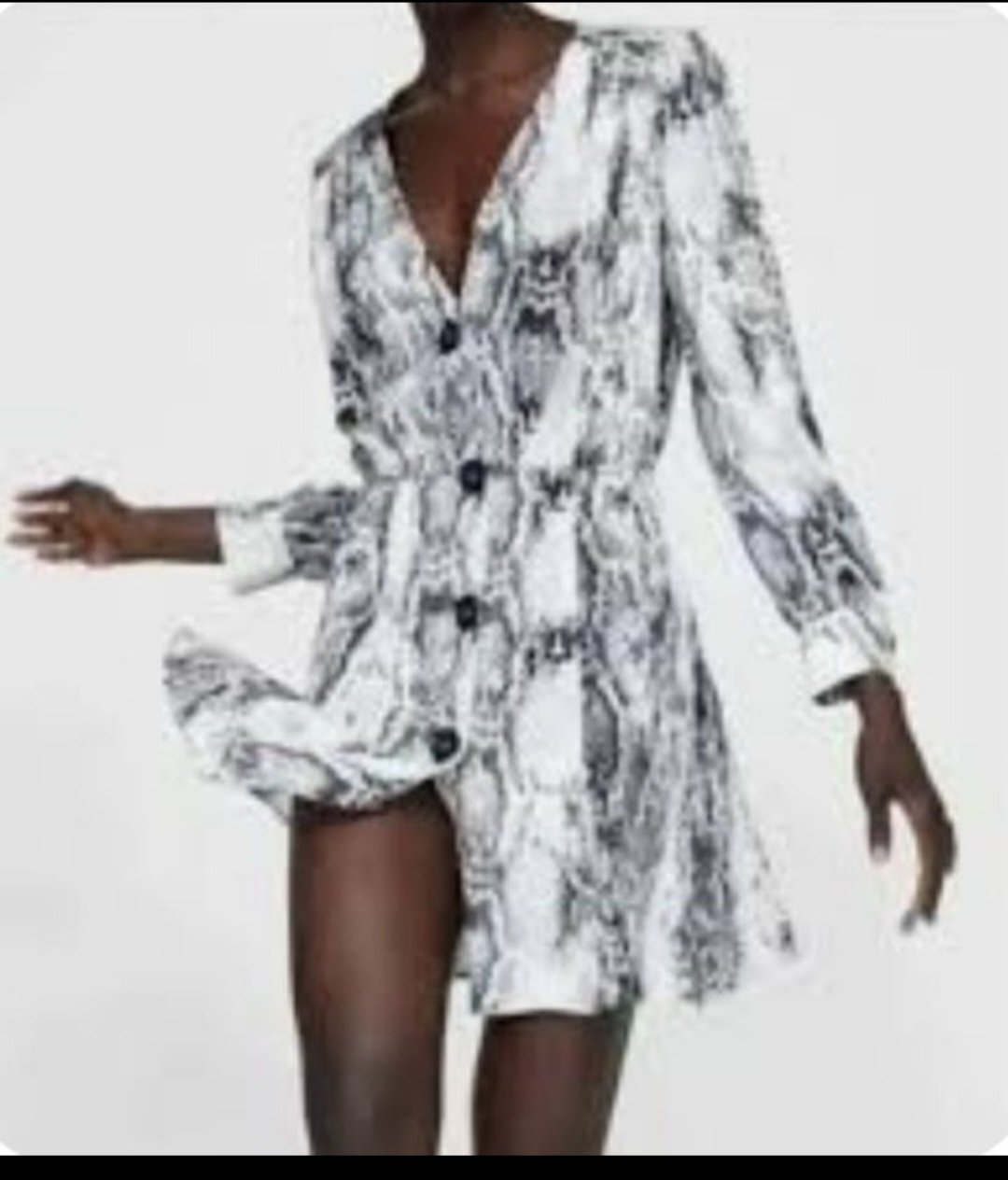 Jolie mini robe Shein  