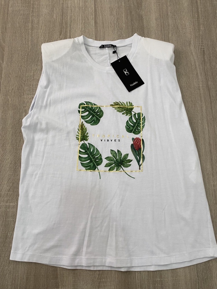 T-shirt neuf de la marque kastelo