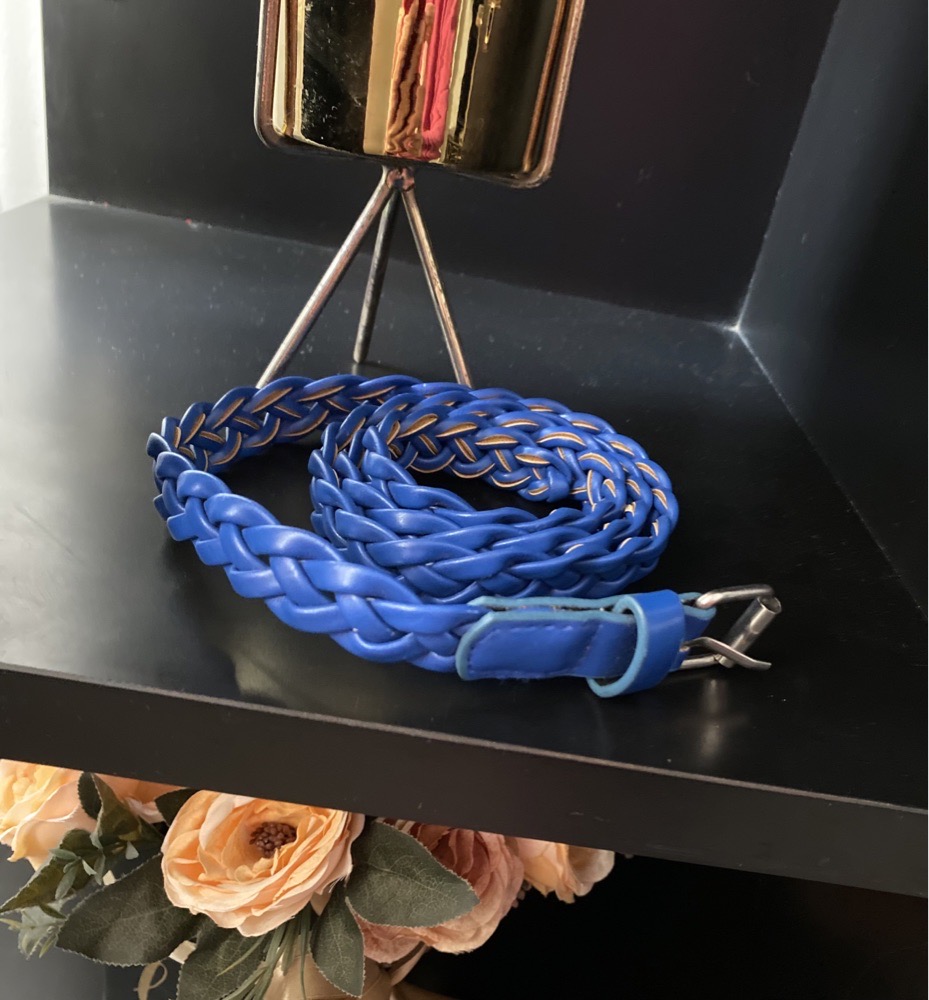 Ceinture tressée bleue 
