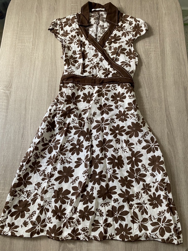 Une très belle robe kamraya jamais portée