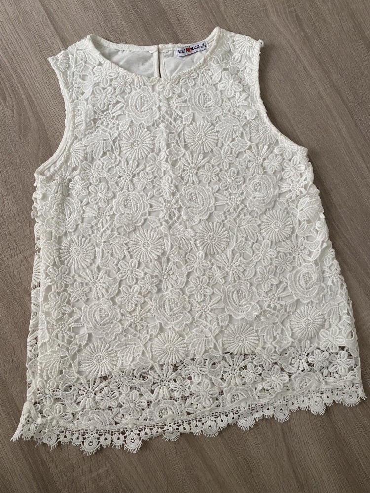 Débardeur blanc dentelle 🤍