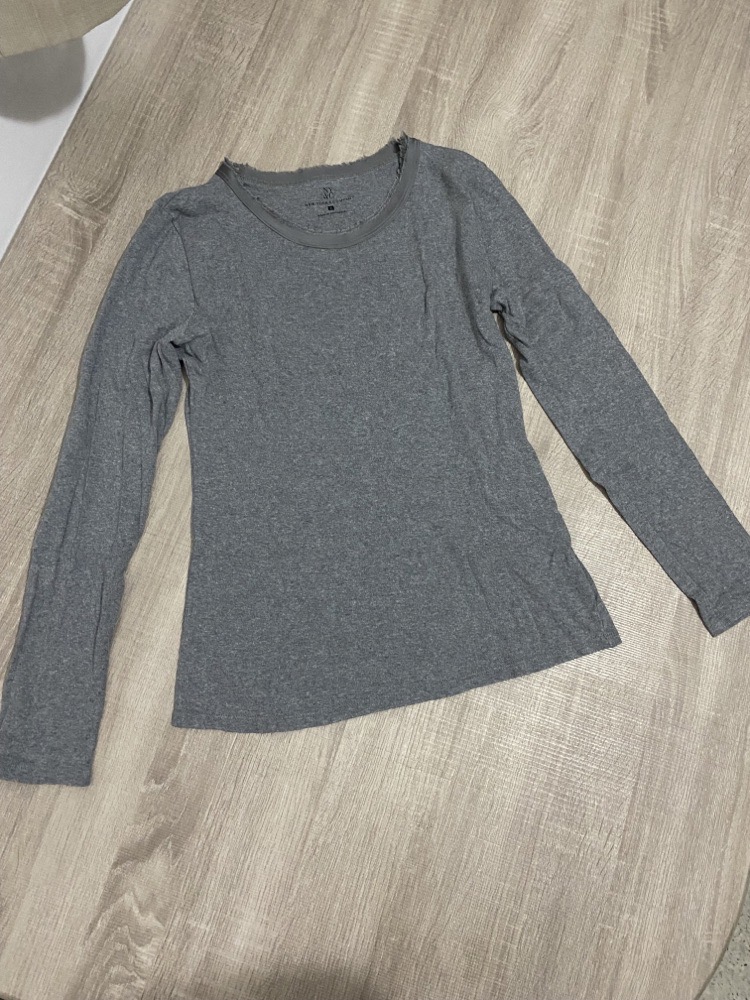 Pull gris
