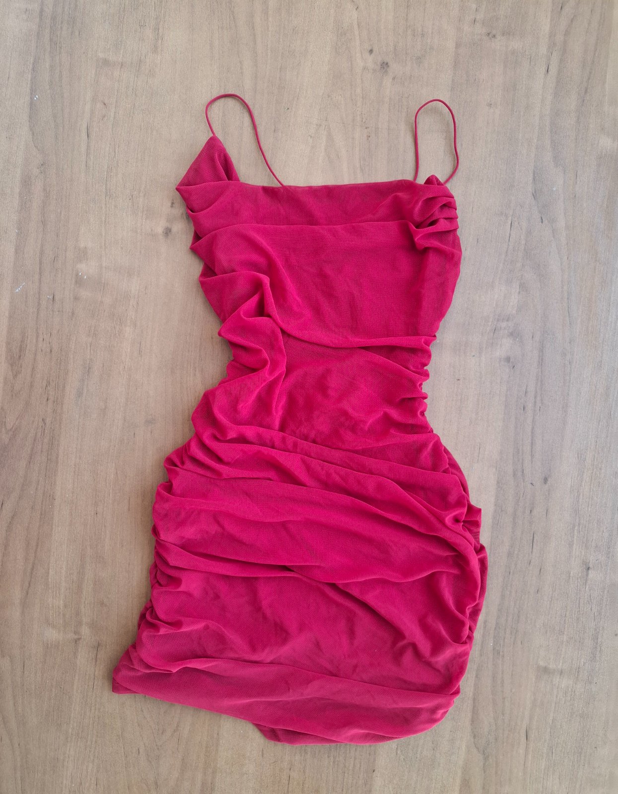 Robe Mini Moulante Froncée Dos Nu
