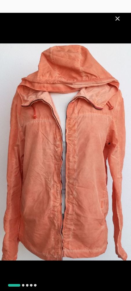 capuche Armani