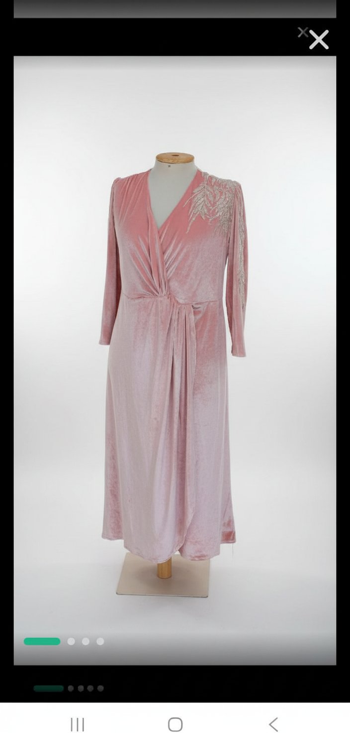 Très belle robe velours