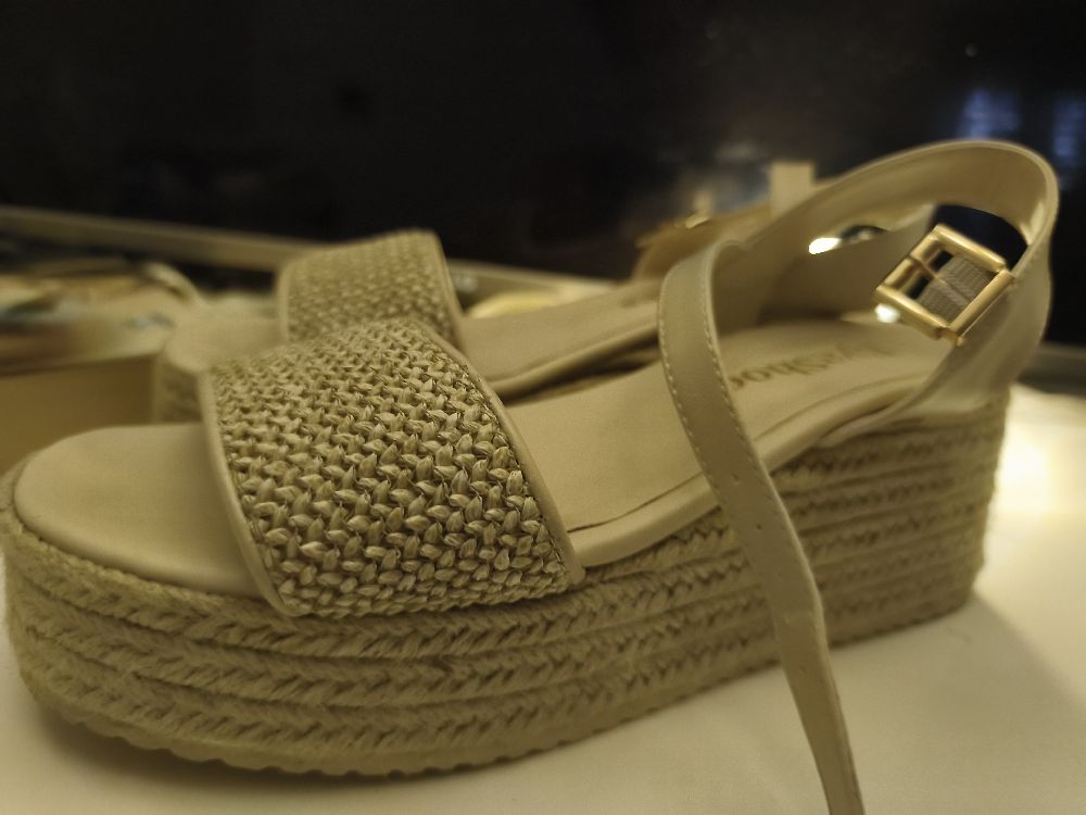 Sandales