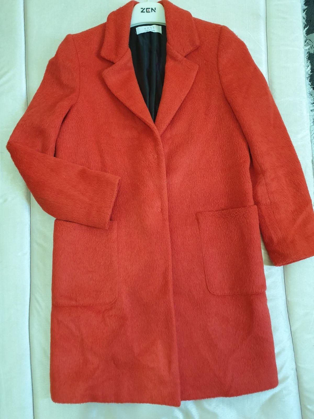 Manteau kaos rouge taille M