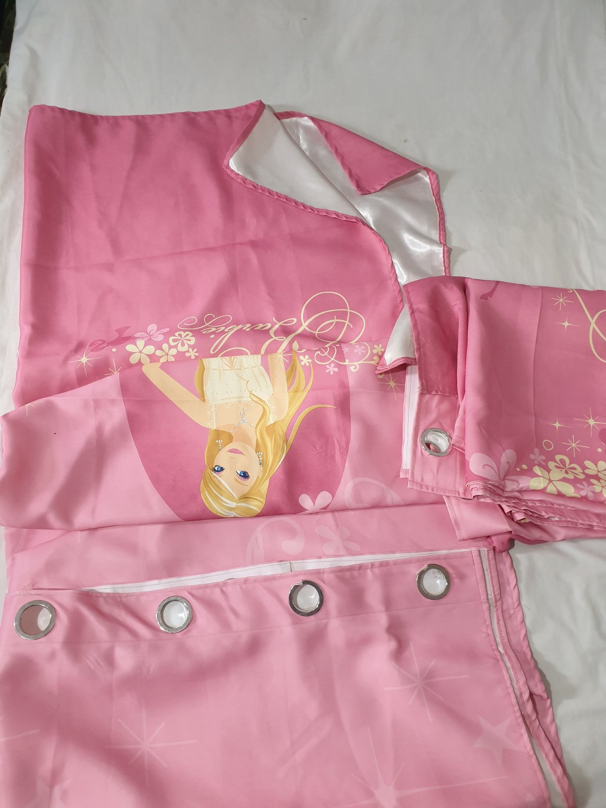 Deux rideaux rose barbie pour chambre fille 3m les deux 