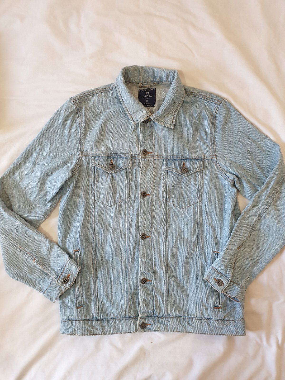 Veste en jeans claire hamadi abid taille M